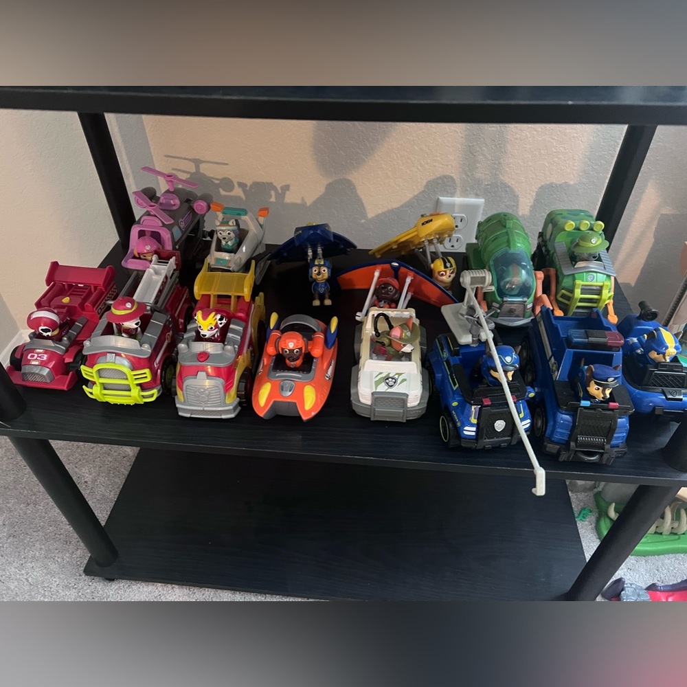 Paw Patrol Vehicles, Figures and Hangliders